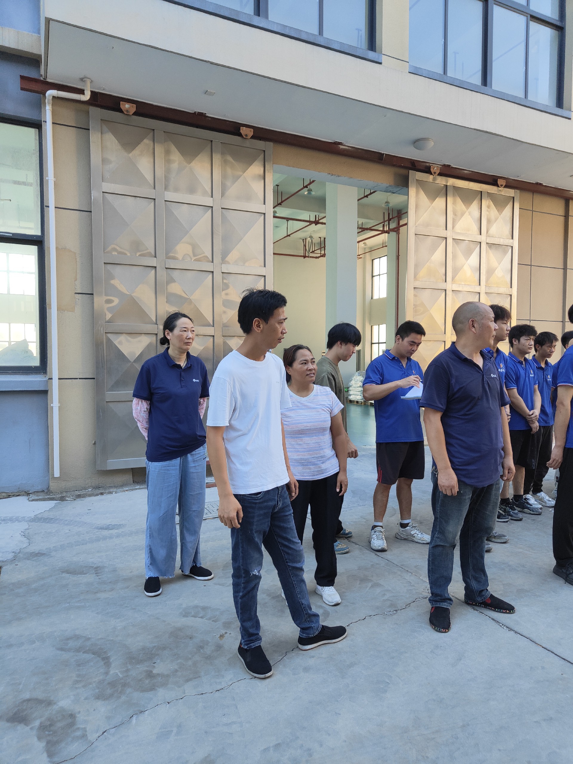 以练筑防!安港电气开展消防演练,筑牢安全 “防火墙”